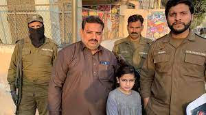 کوٹ رادھا کشن پولیس نے لاپتہ ہونے والی آٹھ سالہ حمیرا کو قلیل مدت میں برآمد کر لیا  